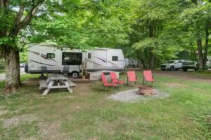 Forest Ridge Cabins and Campgrounds