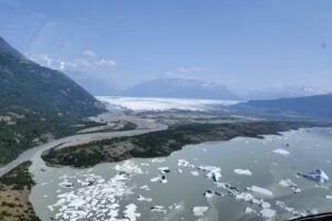 Glacier Tours & Cozy Cabins