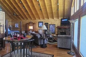 Golden Anchor Cabins