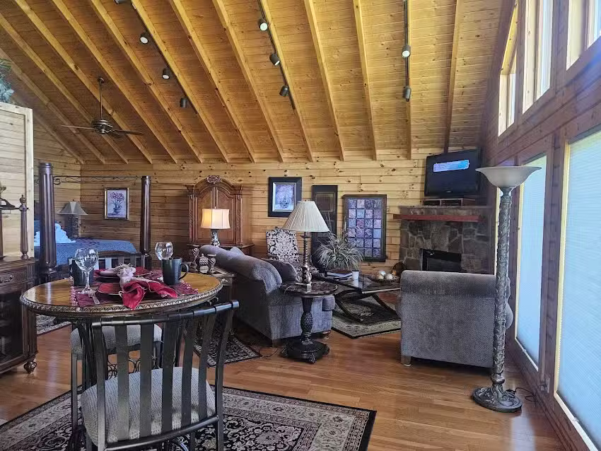 Golden Anchor Cabins