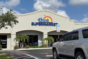 Gran Azul – Naples Collier