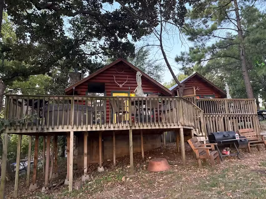 Grand Lakeside Cabins