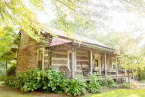 Green Frog Farm Bed & Breakfast Cabins