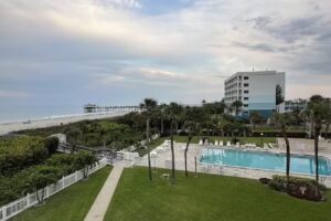 Happy Palm Stays (Stay In Cocoa Beach)