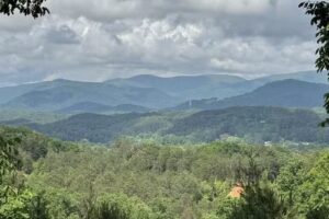 Helen Cabin Rentals and Vacation Rentals by Vacasa