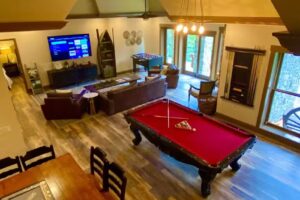 Highlands Mountain Lodge, Lake Lure NC