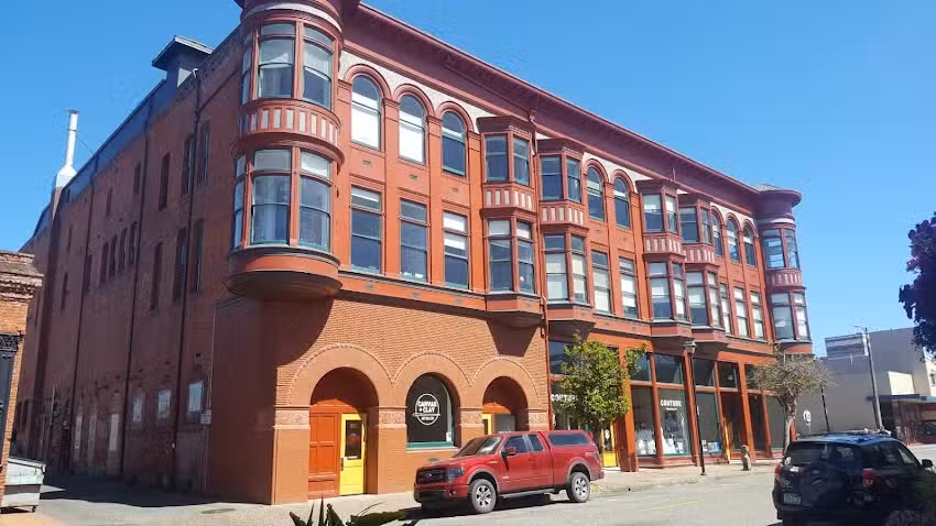 Humboldt County Visitors Bureau