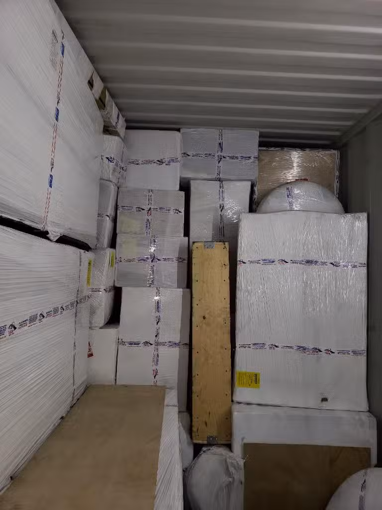 Islatur Travel and Cargo