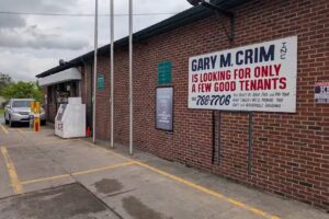 J & W Crown Limousine and Coachline