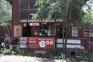Lake Roberts General Store & Cabins
