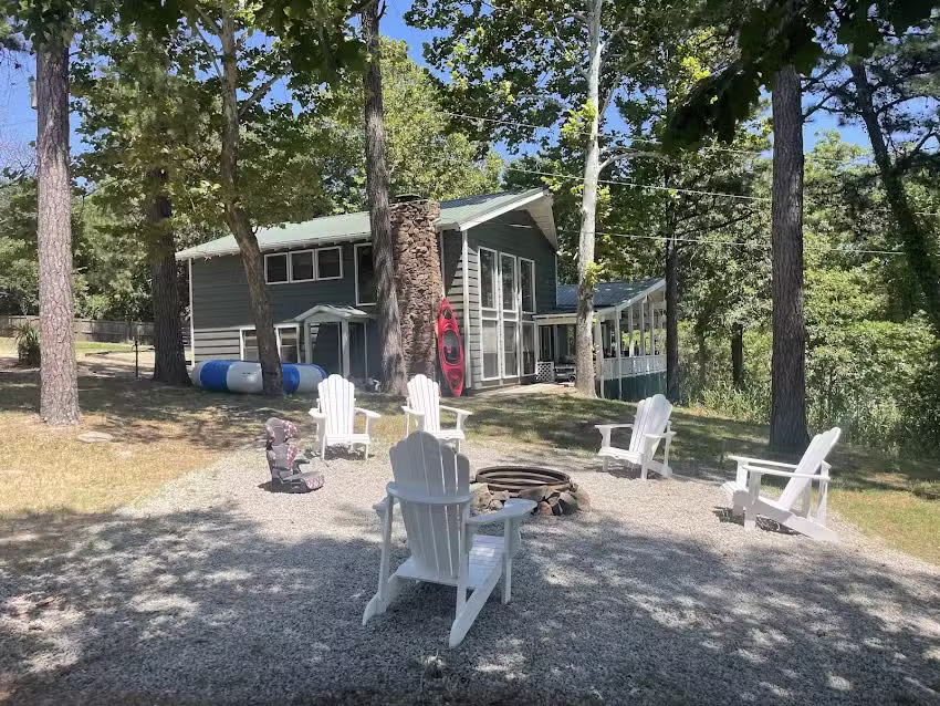 Lakeside Family Retreat