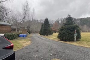 Linville River Log Cabins