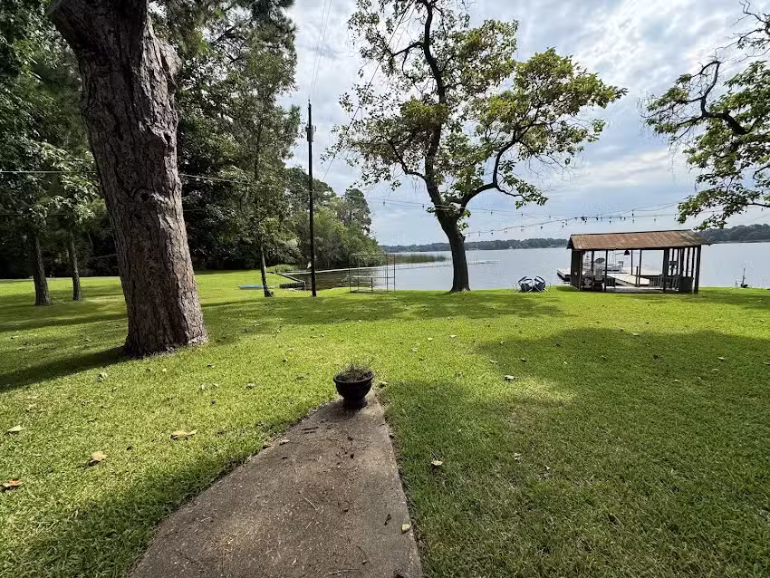 Lone Star Lake Rentals