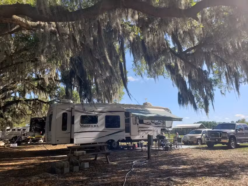 Long Branch Rest and Ride R.V. and Horse Park