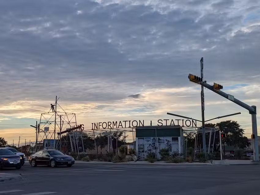 Luling Information Station