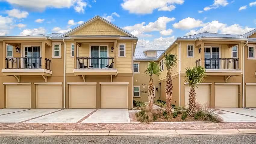 LuxeAmelia Luxury Vacation Rentals