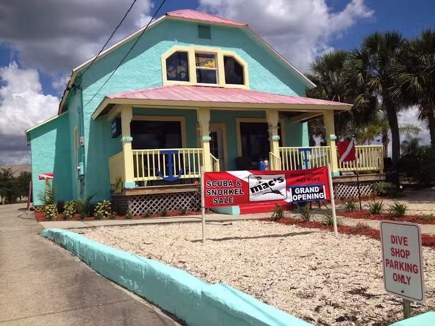 Mac’s Sports Inc. Tarpon