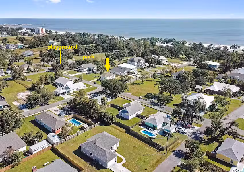 Magnolia Beach Escape