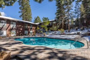 Mammoth Five Star Lodging