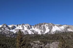 Mammoth Lakes Pack Outfit