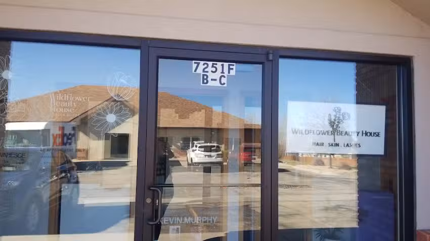 Mary’s Travel Desk