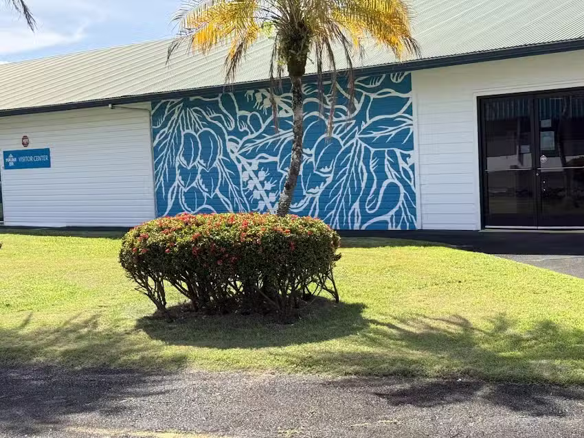 Mauna Loa Macadamia Nut Visitor Center