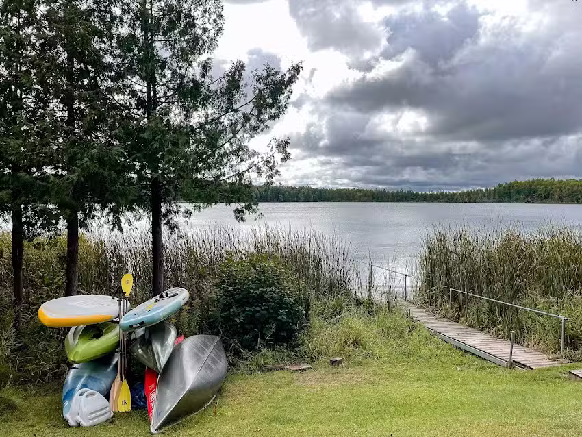 MidMod Minnesota Lakehouse