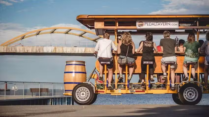 Milwaukee Pedal & Paddle Tavern | Harbor View