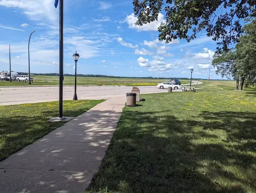 Minnesota Welcome Center (Fisher&rsquo;s Landing)