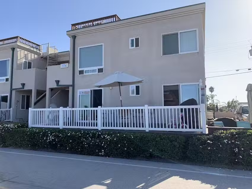 Mission Beach Breeze