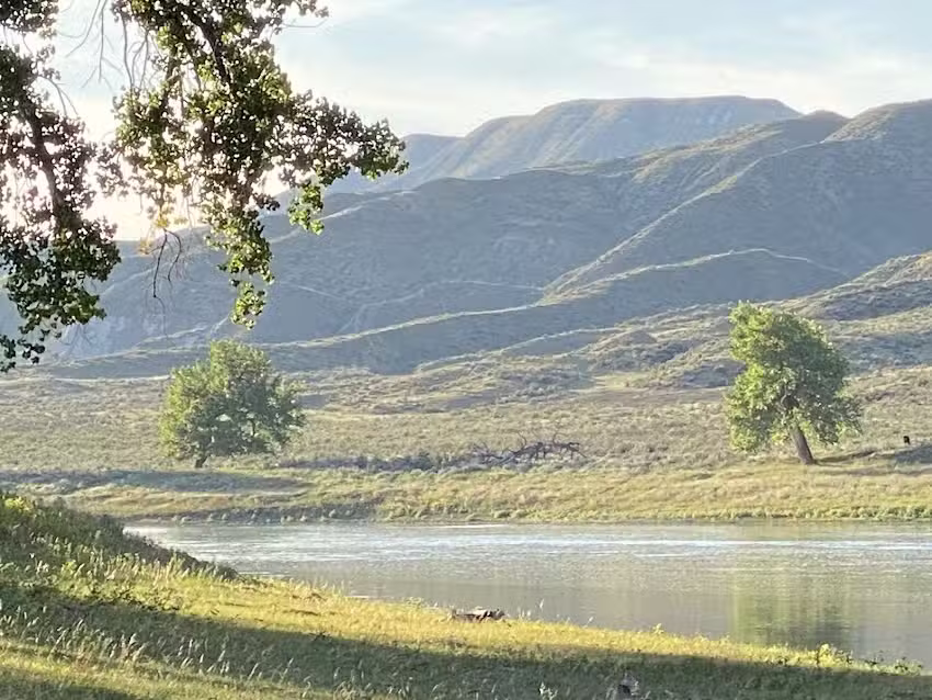 Missouri River Outfitters