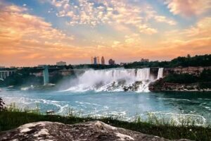 Niagara Falls USA Official Visitor Center & Destination Niagara USA Offices