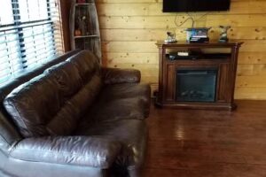 Nichols Hole Cabins on the Caddo