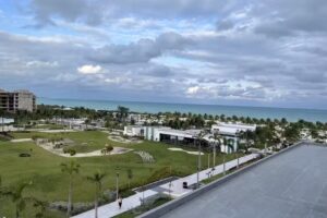 Nicole Myers, LeRoy Myers and Associates- Dream Vacations