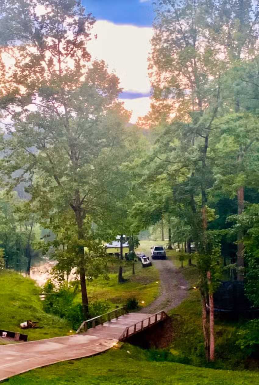 Norris Lake Front Rentals & Events LLC. Lake Front Tennessee Paradise!