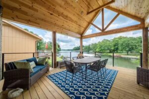 Ozark Stays Cabin Rental