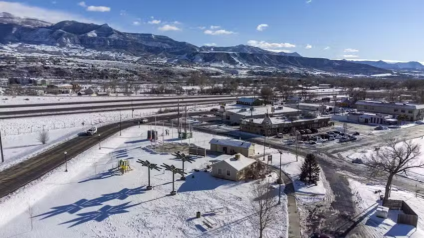 Parachute Visitor.Center