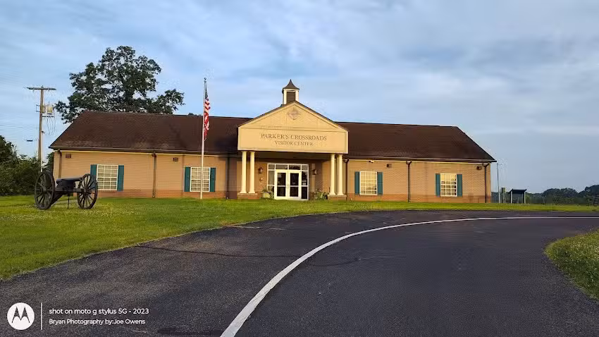 Parkers Crossroads Visitor Center