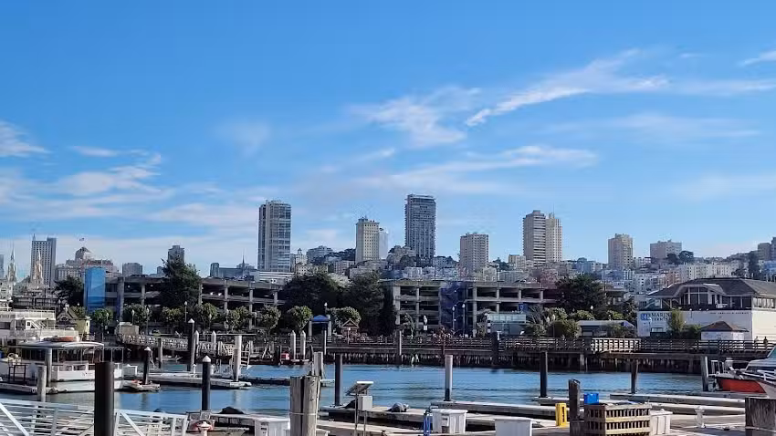 PIER 39 Information Booth