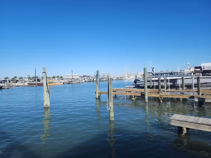 Port Aransas and Mustang Island Tourism Bureau & Chamber of Commerce