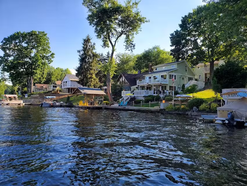 Portage Lakes Cruises
