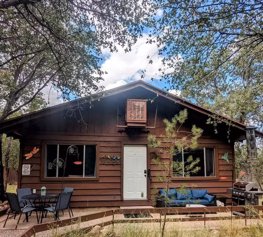 Ramsey Canyon Cabins & Bird Sanctuary