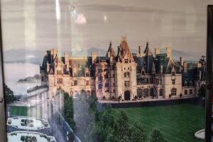 Reception & Ticketing Sales Center