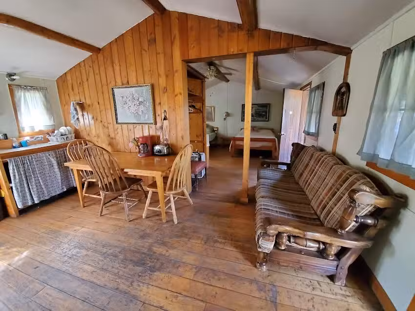 Riverside Garage & Cabins