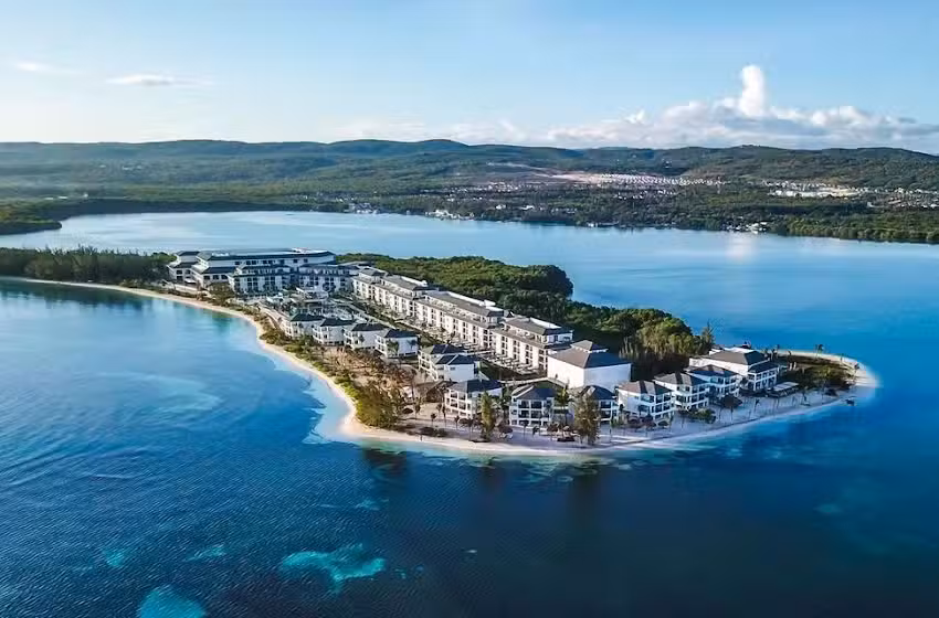 Riverside Tours and Travel LLC