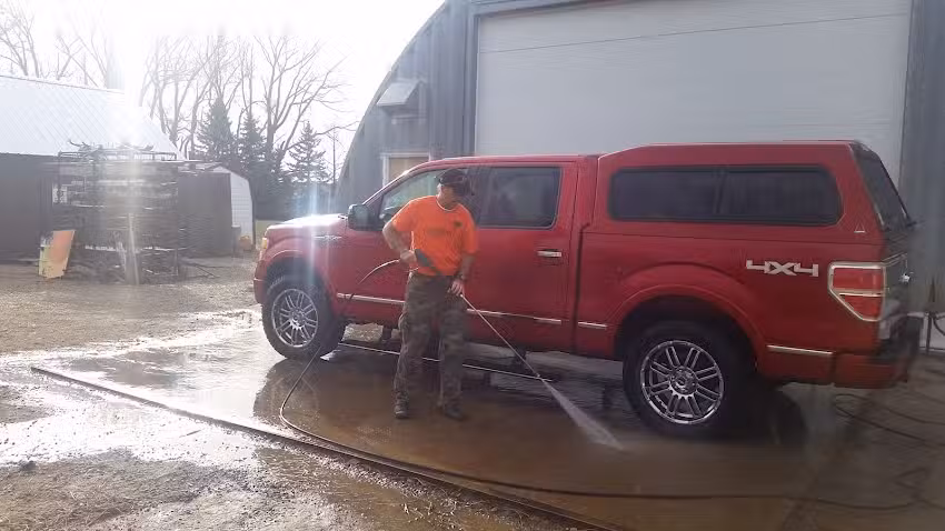 RoosterVille Outfitters