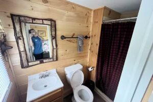 Rowe’s Adirondack Cabins of Schroon Lake