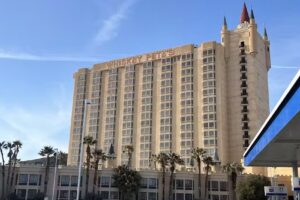 Royal American Tours