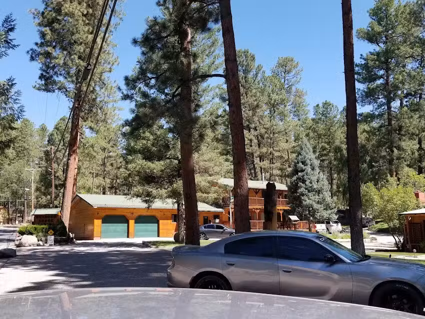 Ruidoso Lodge Cabins