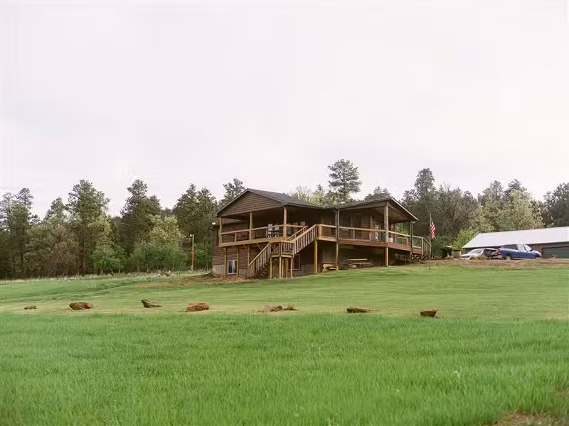 Rusty Meadows Lodge LLC